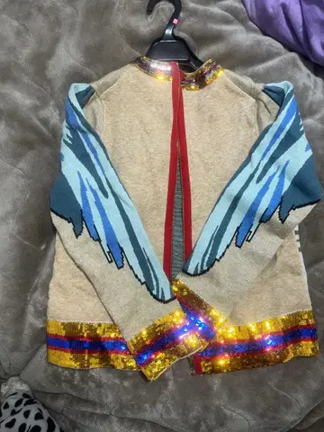 동물 모티브 스팽글 장식 긴팔 티셔츠