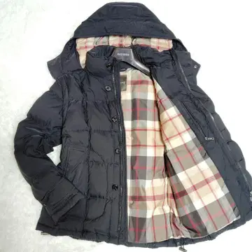 새상품급 매킨토시 다운 자켓 하우스 체크 블랙 2way 베스트