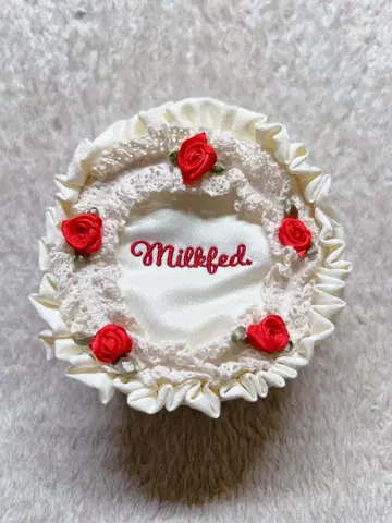 밀크 페도 케이크 파우치