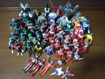 가면라이더 울트라맨 괴수 완구 세트