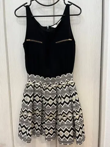 Yuge 슬리브리스 미니 원피스 36 결혼식 사은회 드레스 파티