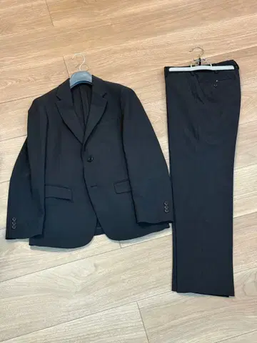 유니클로 셋업 칸도우 자켓과 칸도우 팬츠 세트 사이즈 XS 어린이