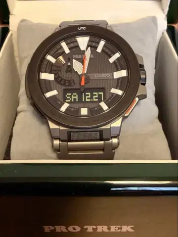 PRO TREK PRX-8000T-7AJF