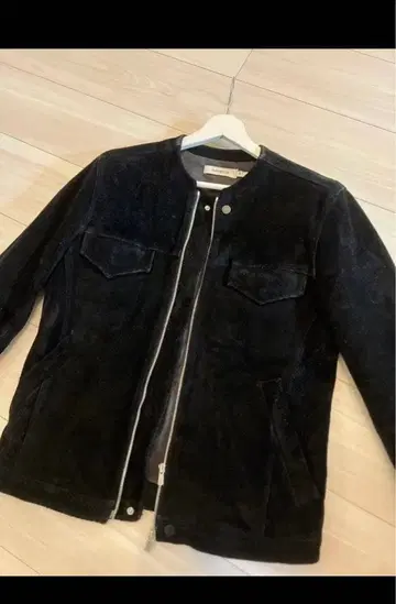 선착순 가격! 논네이티브 가죽 재킷 노카라 사이즈 1