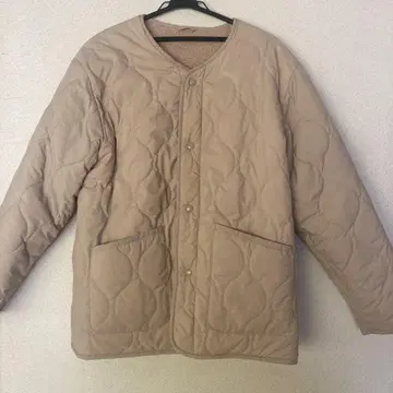 베이지 리버서블 보아 퀼팅 자켓