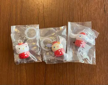 산리오 딸기 메지루시 액세서리 키티 우사하나 시나모롤