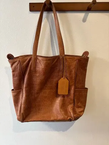 아니아리 [ aniary ] 토트백