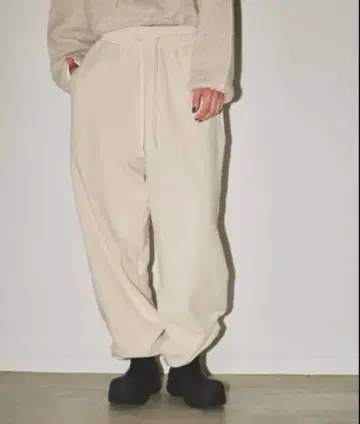 투데이풀 베이직 맨투맨 팬츠 38