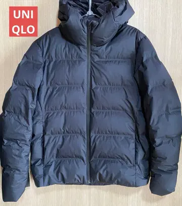 새상품급 후드 부착 다운 자켓 M 사이즈 블랙 유니클로 심리스 다운