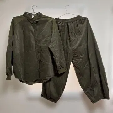 LUPILIEN 올리브 그린 셋업