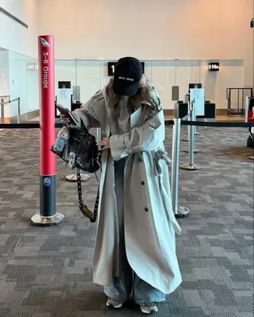 thetoe 메테오라 트렌치 코트