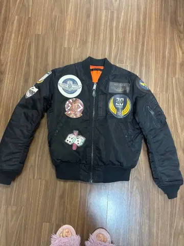 AVIREX MA-1 플라이트 자켓 블랙