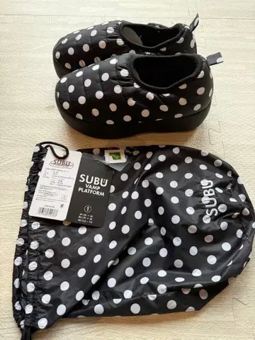 SUBU 도트 무늬 슬립온 수납 봉투 포함 사이즈 1 25-26