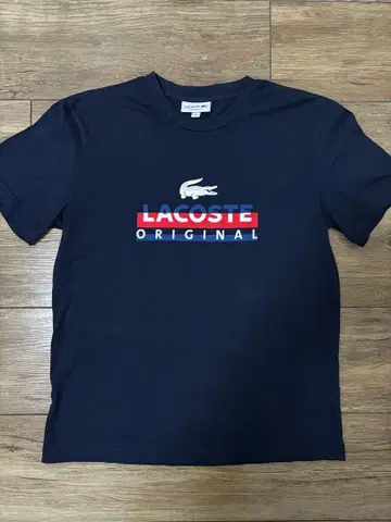 LACOSTE 네이비 로고 T셔츠