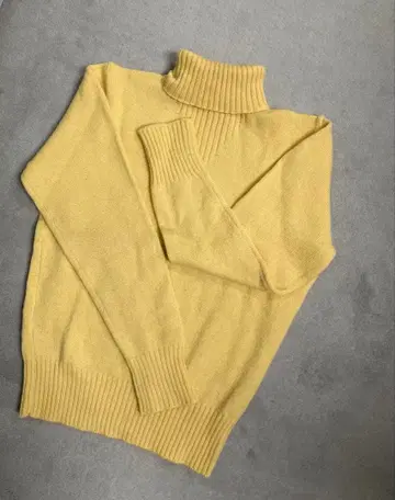 JAEGER 터틀넥 스웨터