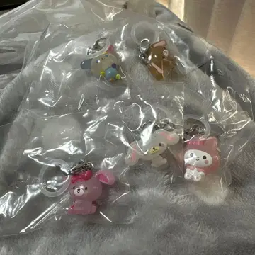 유루토 메지루시 액세서리 산리오