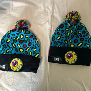 MISHKA 미시카 컬러풀 레오파드 무늬 폼폼 니트 모자