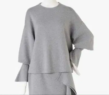 ADORE 아도어 퓨어 울 프릴 슬리브 니트 풀오버