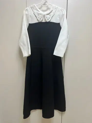 2024 스트로베리 필드 A라인 원피스 바이컬러 옷깃 레이스