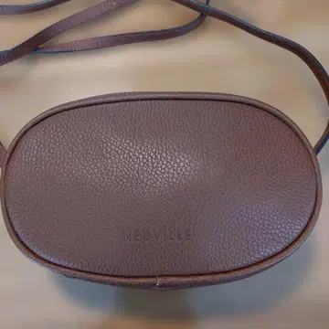 NEUVILLE 브라운 가죽 숄더백