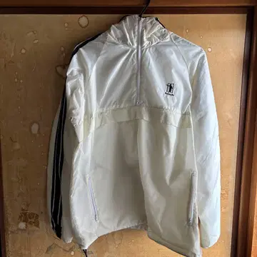 bitch skateboards 나일론 자켓 L 사이즈 화이트