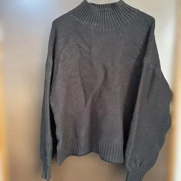 로리즈팜 블랙 하이넥 니트 스웨터 미사용 새상품