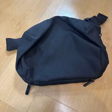 HALFDAY PACK iPad 유저를 위한 바디백