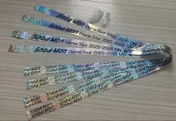 Snow Man ON 은색 테이프 4개, 깃털 2개