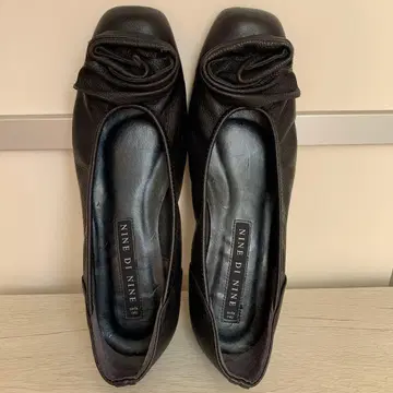 골든풋 Nine Di Nine 블랙 펌프스