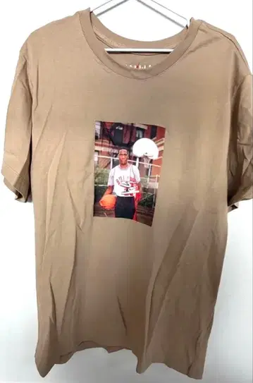 Jordan XL 베이지 셔츠 사진 프린트