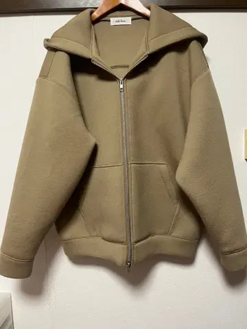 미라 오웬 후드티 더블 지퍼 카키 F 종이상자 니트