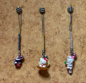 [ 레어 ] 지역 한정 키티 Hello Kitty 스트랩 3개 세트