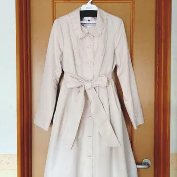 [ 미사용 ] 멜로디 바스켓 팬지 부케 안감 라이트 코트 핑크