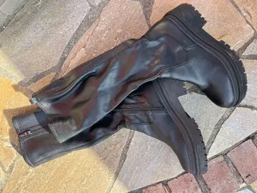 블랙 가죽 통굽 롱 부츠