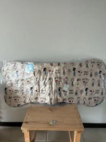 스누피 피넛 본(뼈다귀) 모양 쿠션 미개봉 새상품