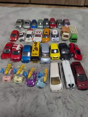 미니카 세트 다수 차량 디자인