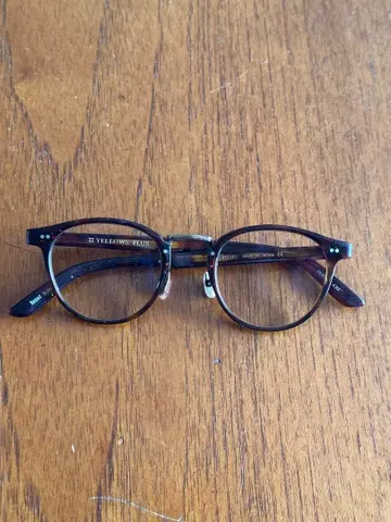 YELLOW PLUS KURT C.432 브라운 라운드 안경