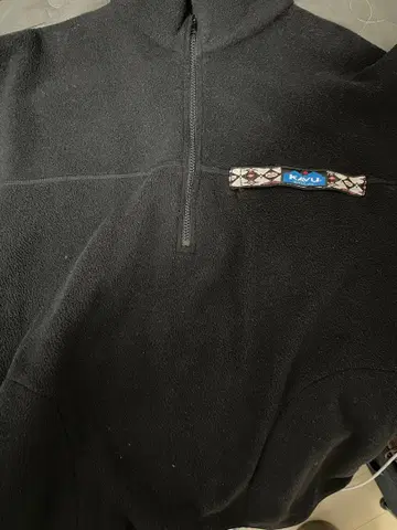 KAVU 블랙 하프 지퍼 플리스 M