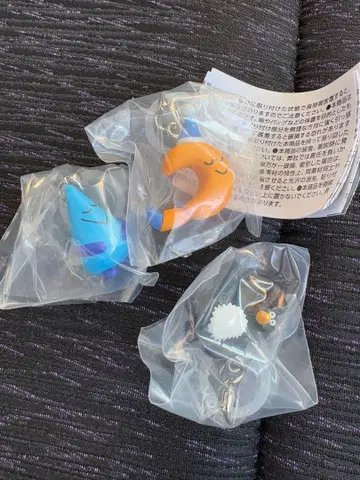 콘도 다이스케 메지루시 액세서리 부착 펭귄 사탕 3개