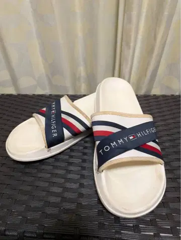 TOMMY HILFIGER 베나시 샌들 28.0cm