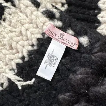 쥬시 꾸뛰르 머플러