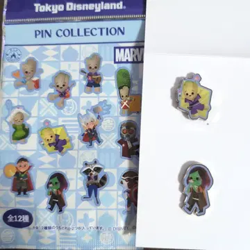 잇츠 어 스몰 월드 with 그루트 핀 배지 가모라 일본