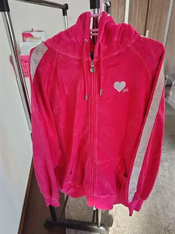 Rady 핑크 하트 스톤 장식 후드티