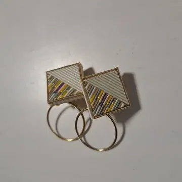 기하학 패턴 귀찌 미즈히키