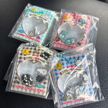 산리오 캐릭터 캡슐 토이 4개 세트