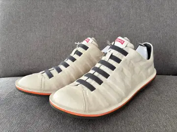 Camper Beetle 아이보리 택 포함 새상품