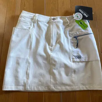 새상품 로서센 스트레치 화이트 스커트