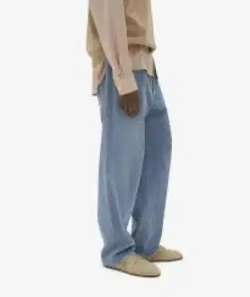 라이트 블루 스트레이트 데님