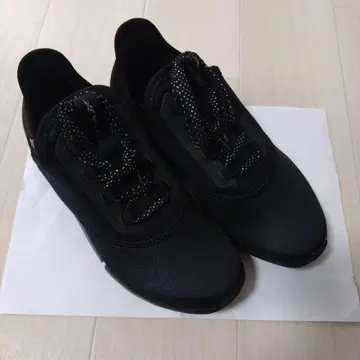 Reebok DMX MOVING AIR 블랙