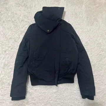 theory 띠어리 블랙 여배우 옷깃 다운 자켓